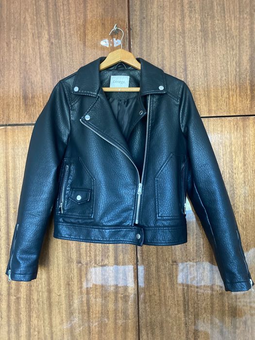 Дамско яке от изкуствена кожа