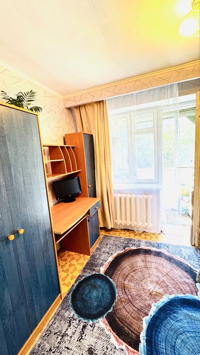 Срочно продам квартиру Бостандыкский район