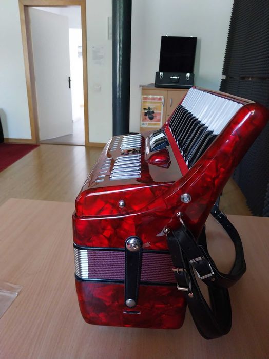 Vand acordeon 60 Basi