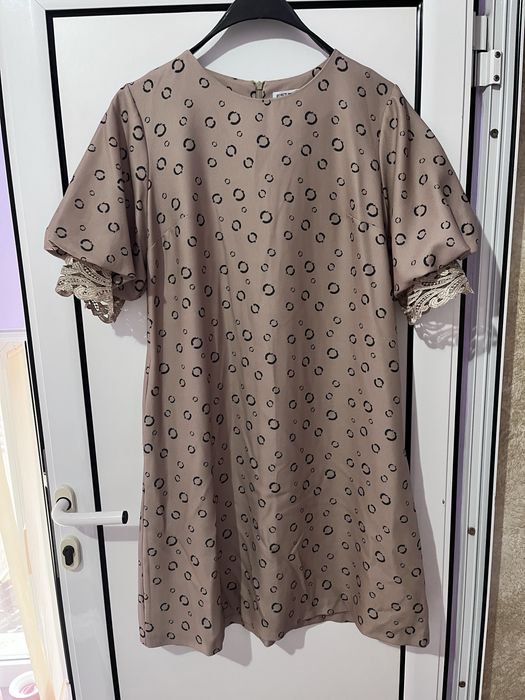 Дамска официална рокля