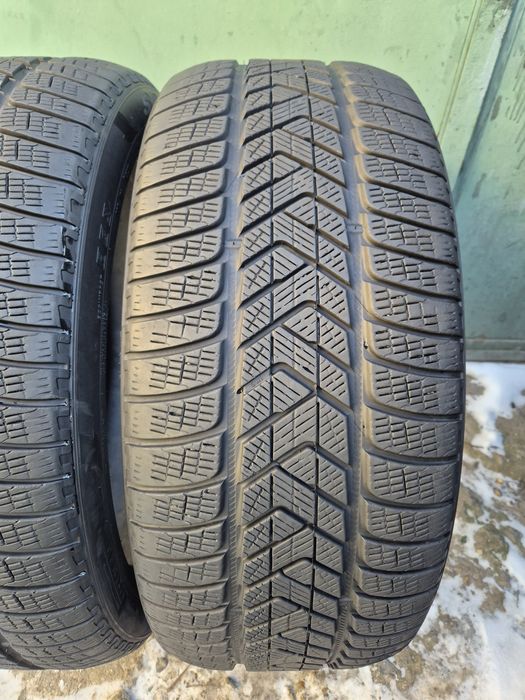 275 40 22 Anvelope de iarnă Pirelli Runflat Dot 49.20