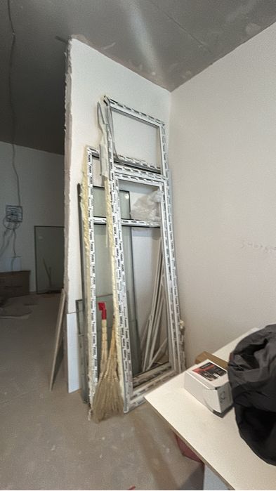 Продам балконные окна