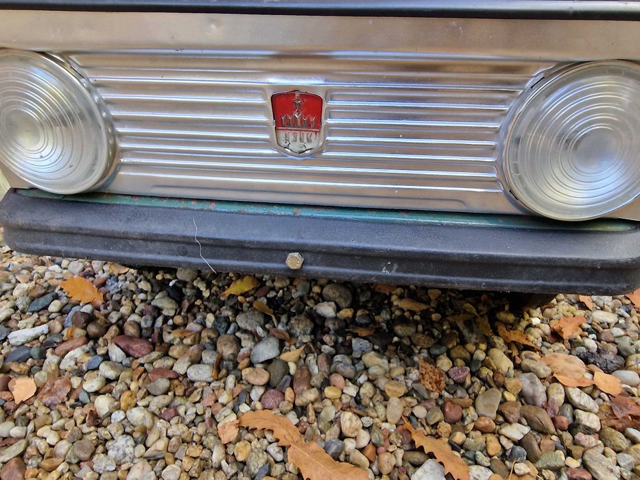 Ретро метална количка с педали