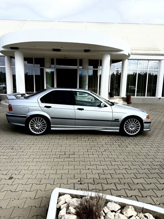 BMW E36 320 i manual 125454 km pachet M