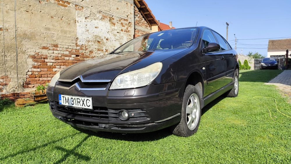 Dezmembrez Citroen c5 1,6 2007. Masina funcționează perfect .
