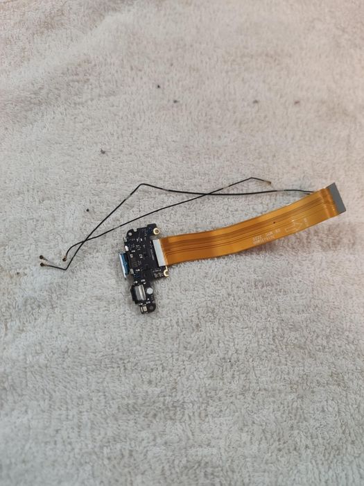 Продавам части за Xiaomi mi10t pro