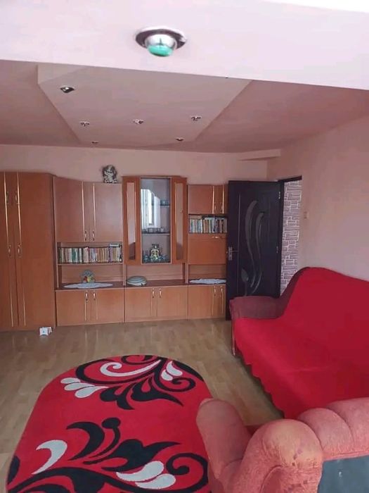 Vând apartament 2 camere