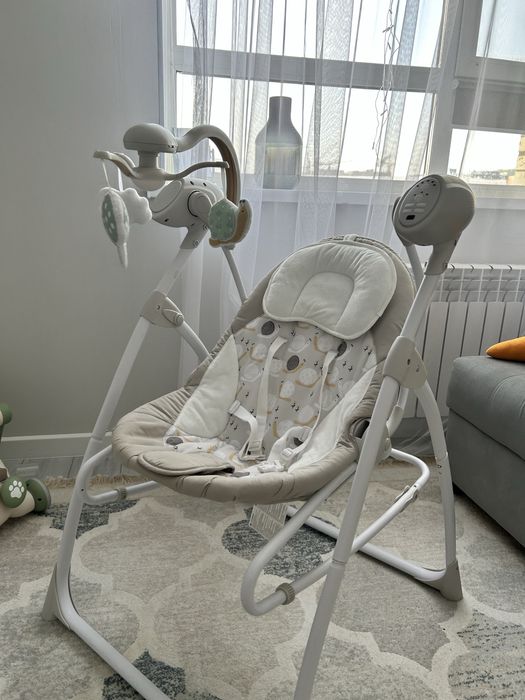 Шезлонг детский