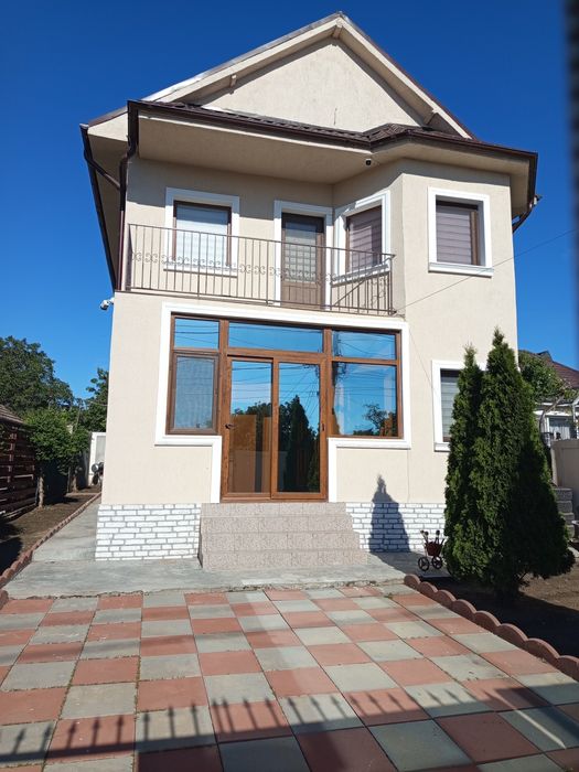 Năvodari - Vând Vila zona Plopilor