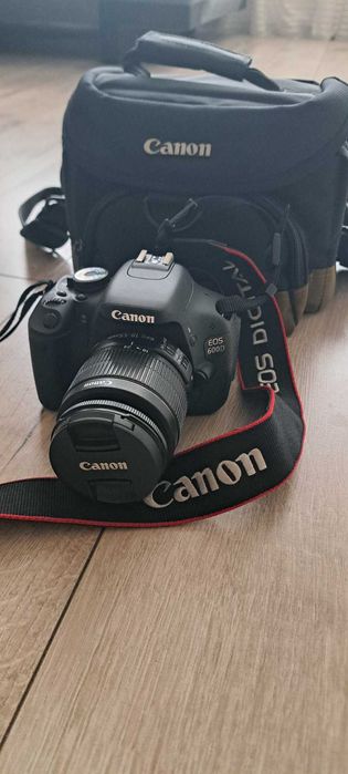 Фотоапарат CANON EOS 600D