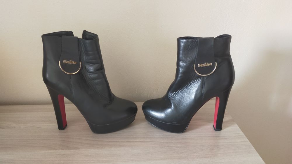 Продам кожаные ботинки