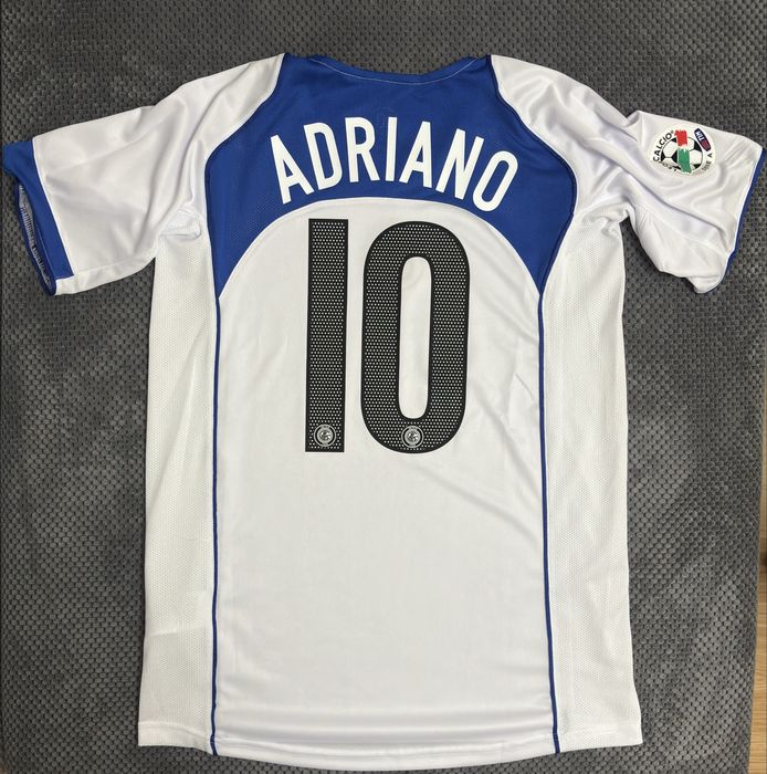 Inter 04/05 Away Kit / ADRIANO 10 (M)