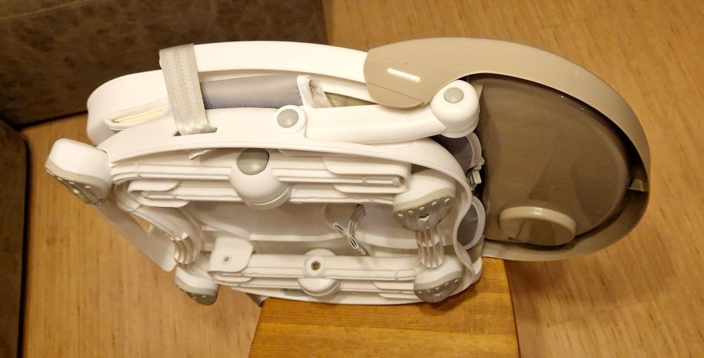 Придавам сгъваемо повдигащо детско столче за хранене Chipolino Лолипоп