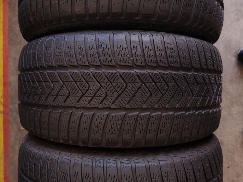 245 40 R19 275 35 R19 M+S RSC * MOE® Anvelope Cauciucuri Pirelli 6mm