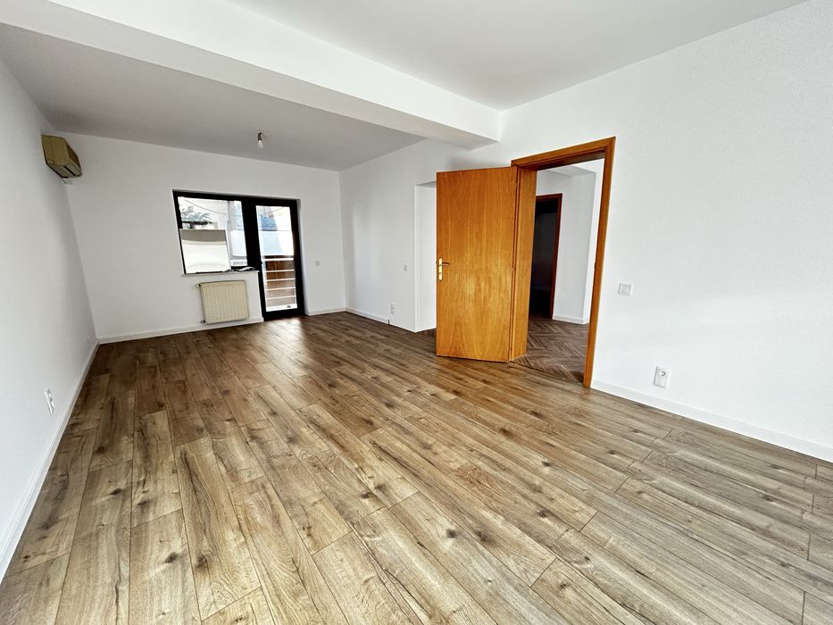 Casa de Inchiriat Ion Mihalache/Aviatorilor/Arcul de Triumf