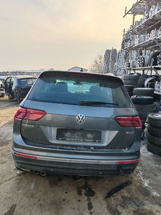 Dezmembrez Volkswagen Tiguan Ii Facelift 2020 Dfha 2.0 140 Kw R-Line