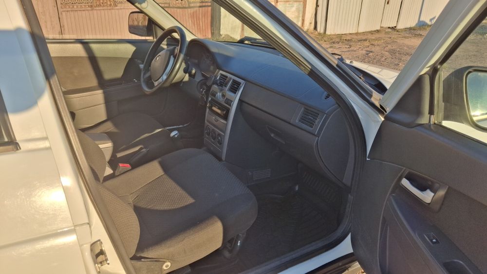 ЛАДА ПРИОРА в родной краске 100%