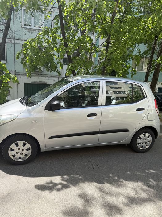 HYUNDAI i10 2010 — imagine 3
