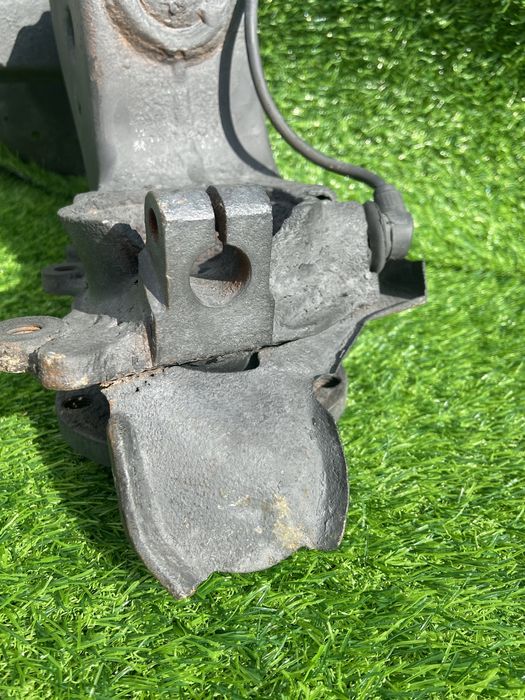 Цапфа (сапог) на ауди 100 с4