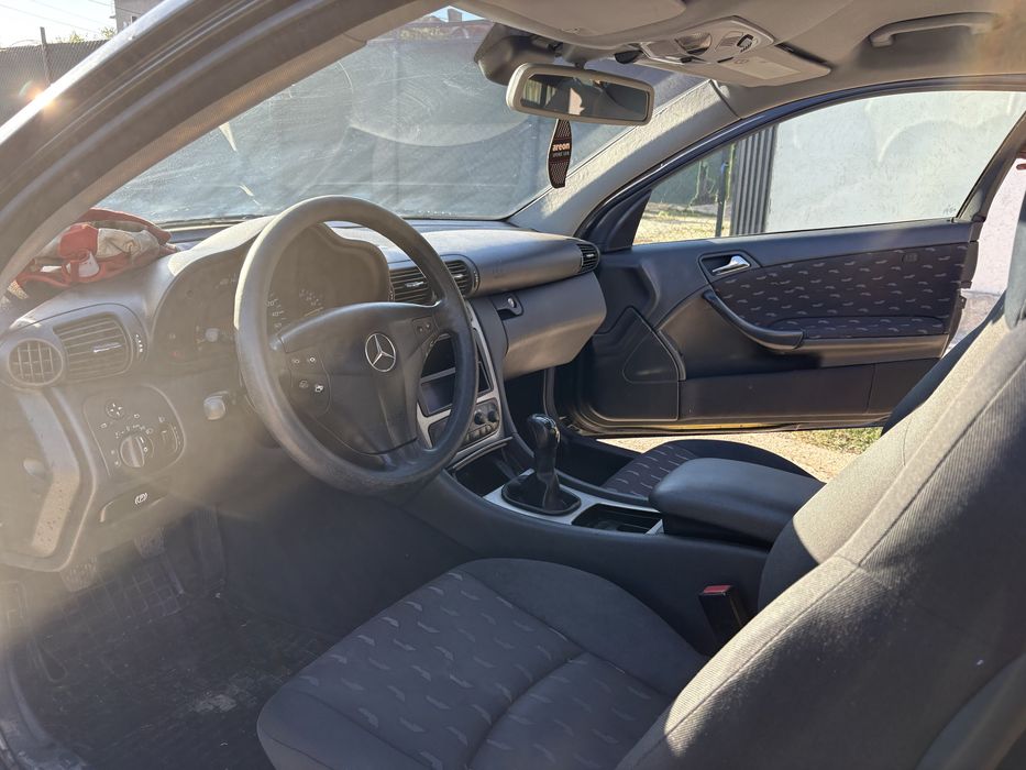 Продава се на Части! Мерцедес c220d  w203
