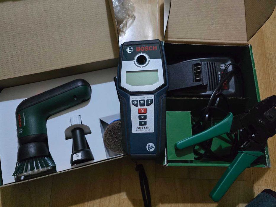 Bosch UniversalBrush Cordless Безжична четка за почистване