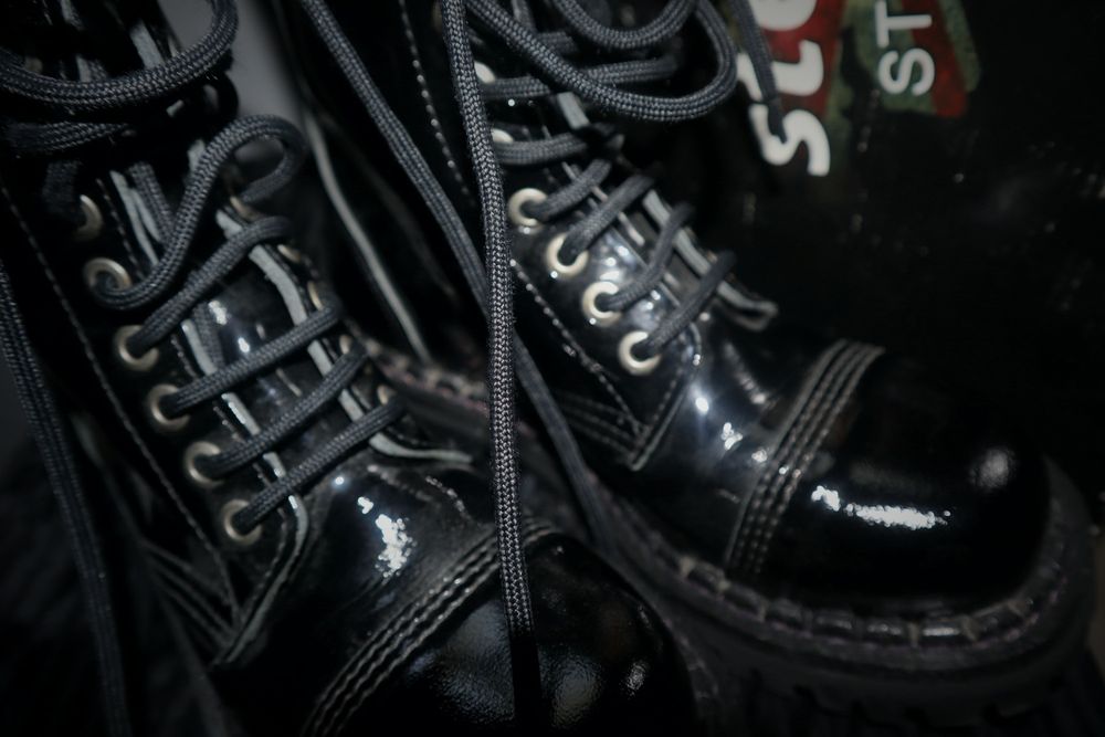 Продават се боти Steady's 38 номер