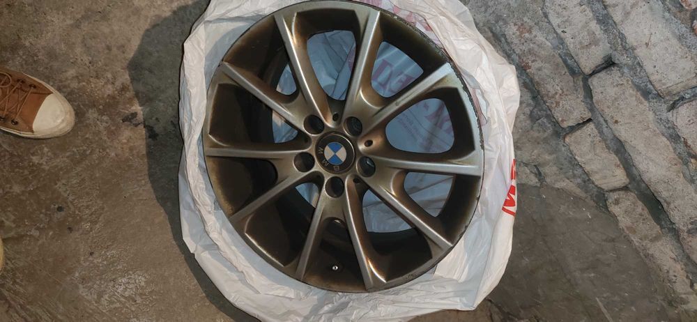 Джанти 2бр. BMW 8JX18 H2 IS34 и 2бр. BMW 8 1/2 jx18 H2 IS47