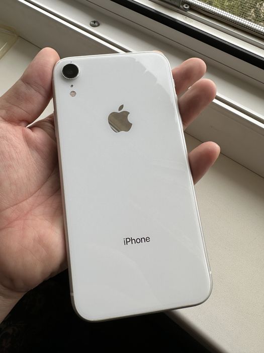 Iphone xr белый 128 gb