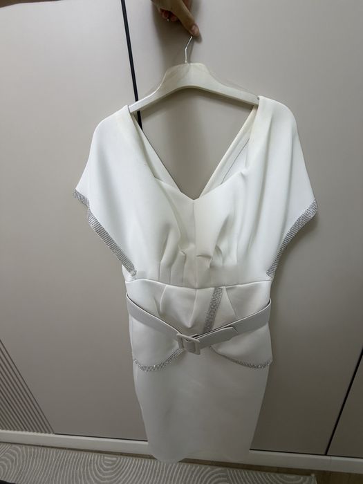 платье на вечеринок