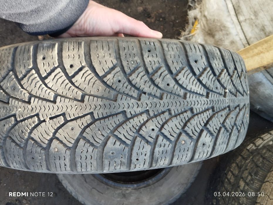 Продам резину. 3 шт.