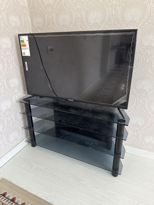 Samsung TV новый