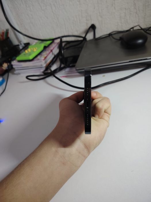 Iphone 12 pro max 100% baterie