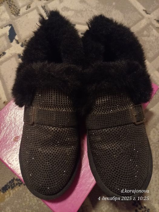 Ayollar qishki oyoq kiymi