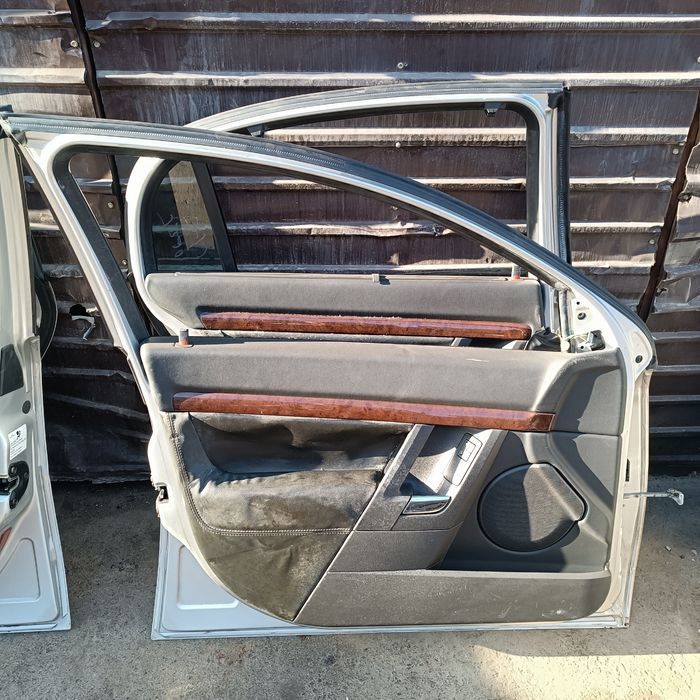 Двери на Opel Vectra C