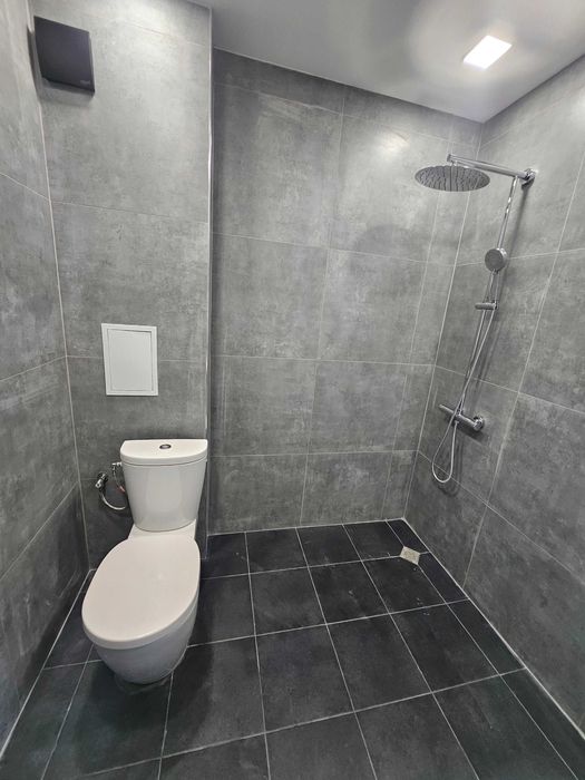 Продава се Тристаен апартамент в Пловдив, Остромила - 80 кв.м за 957 €/кв.м - Снимка #6