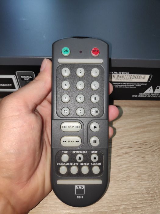 Продавам CD player NAD C 521BEE