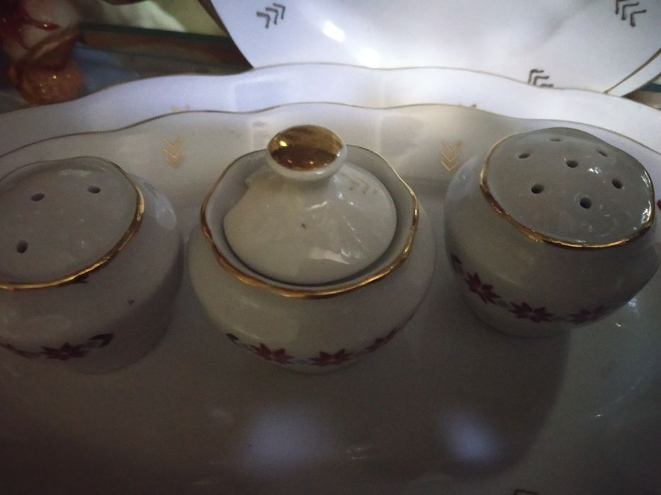 Столовый сервиз.Чашечки стекло.