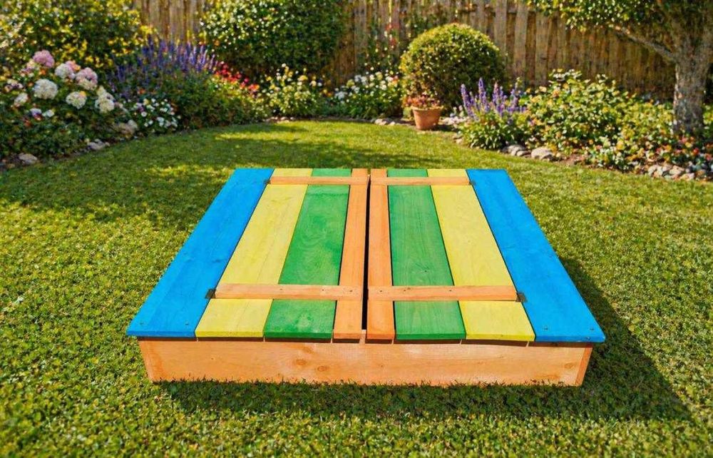 Детски пясъчник с пейки и капак; Дървен пясъчник; Цветни пясъчници