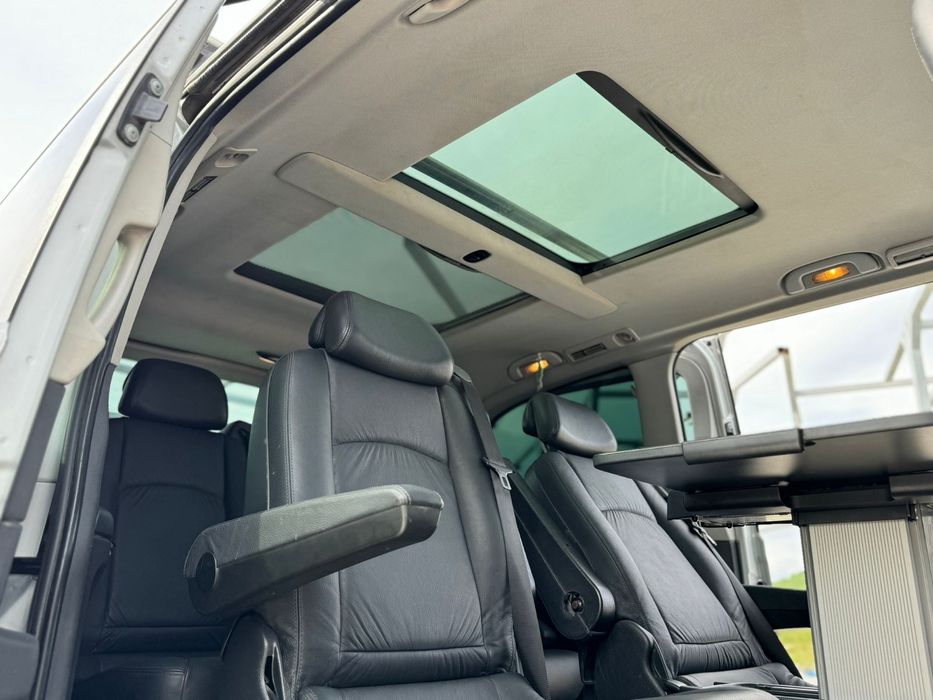 INCHIRIERI VIANO 7 8 LOCURI Masina Vacanta 2.2d Automat de la 150LEI/z