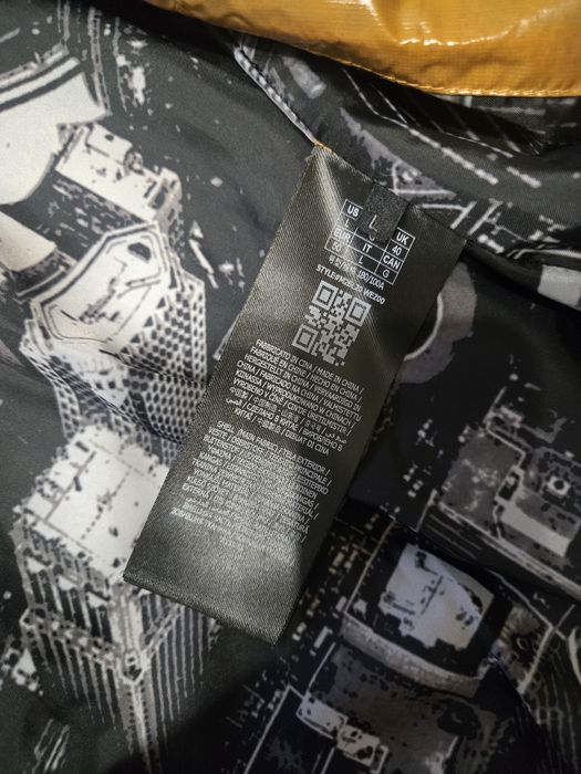 Мъжко зимно яке GUESS