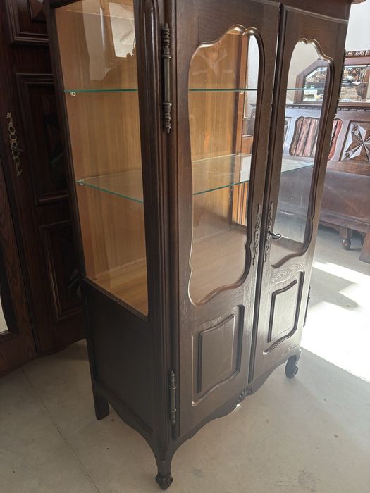 Малка секция / витрина