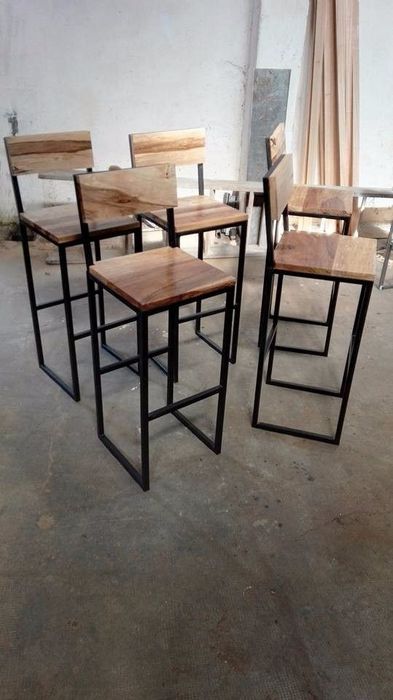 Бар столове от масив и желязо