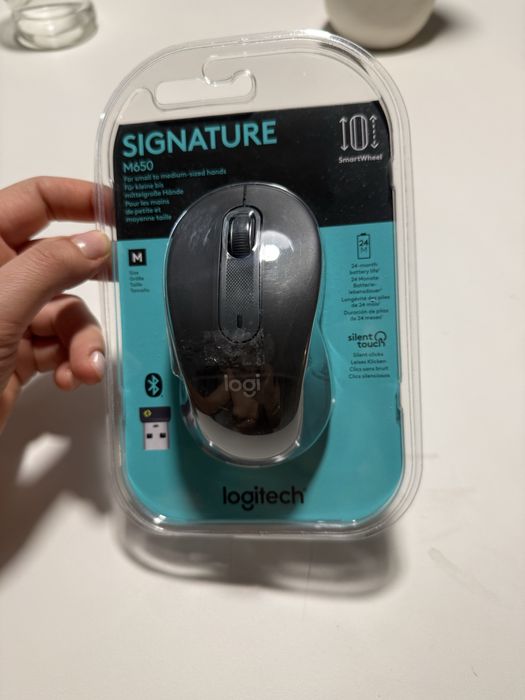 Logitech безжична мишка