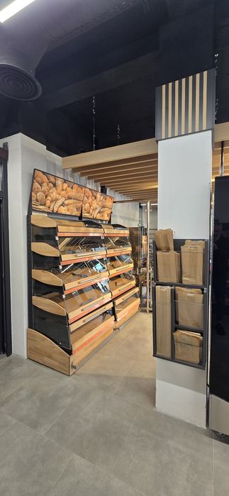 Mobilier rafturi panificatie și patiserie