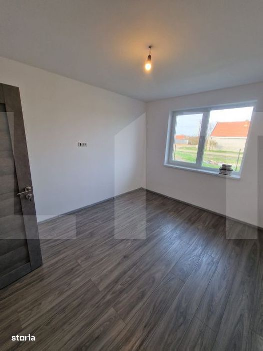 Casa tip duplex, 80 mp, Dinias