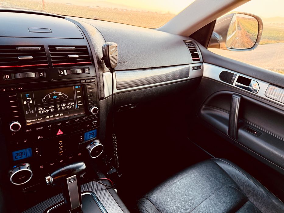 Vand sau schimb VW Touareg 3.0 V6