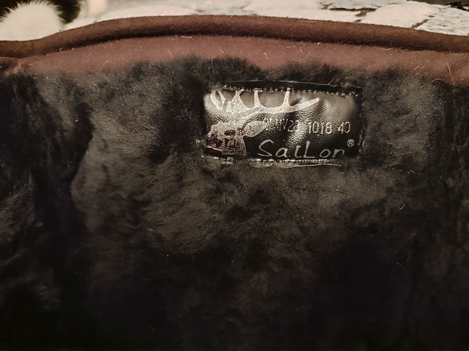 Продам новые Унты 40 размер