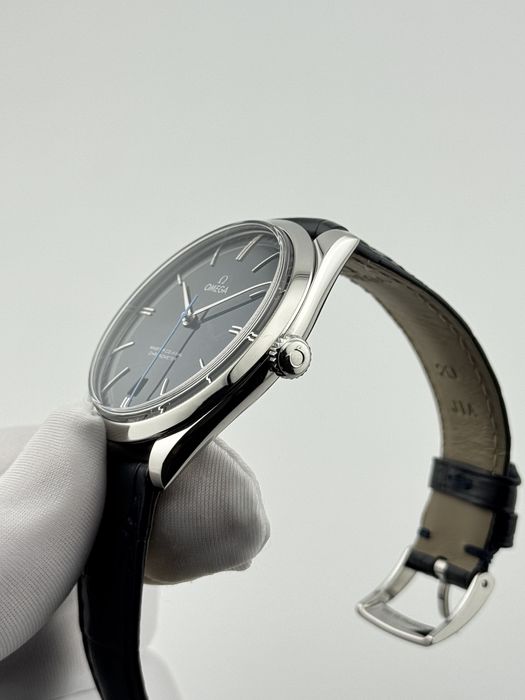 Наручные часы Omega De Ville Trésor