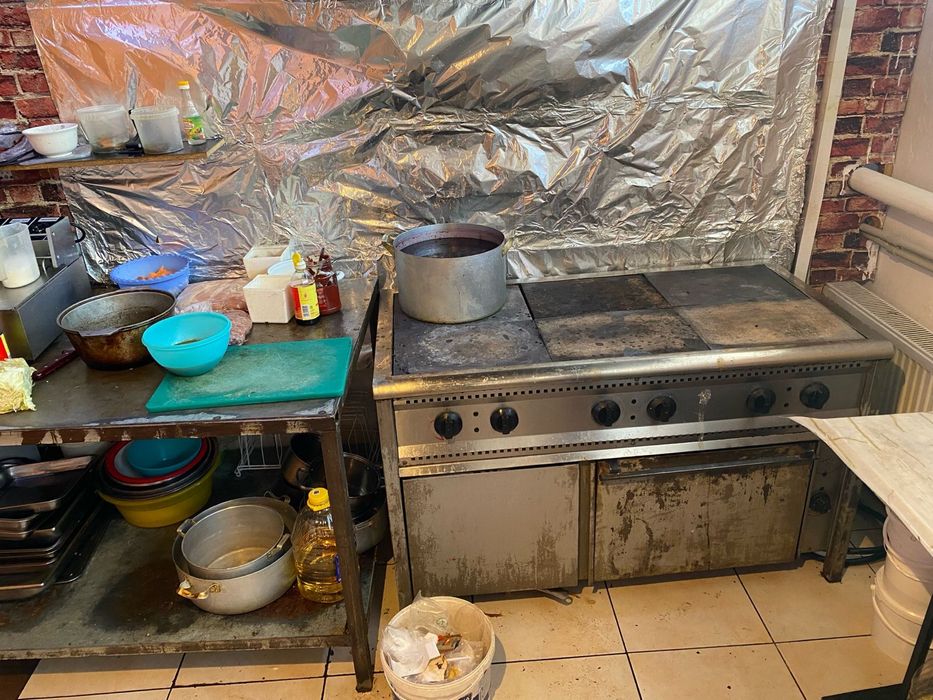 Дайын тағамдарға арналған витрина сатылады