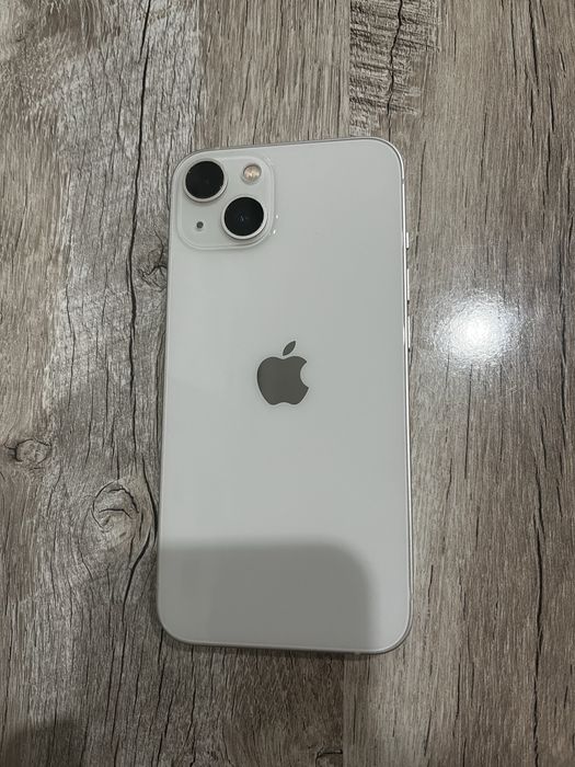 Продам Iphone 13